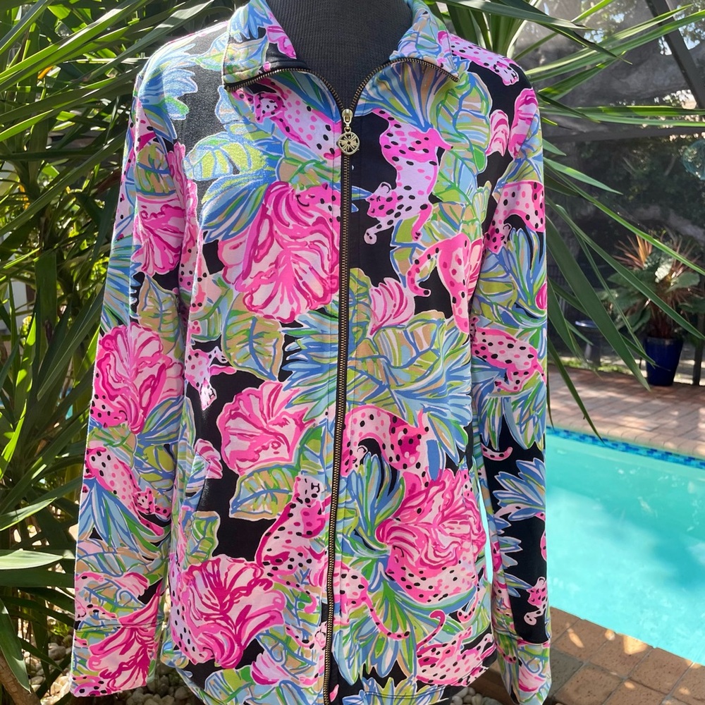 Lilly Pulitzer Leona Zip-Up UPF 50+ Jacket in Onyx Jaguar Jungle print - Large